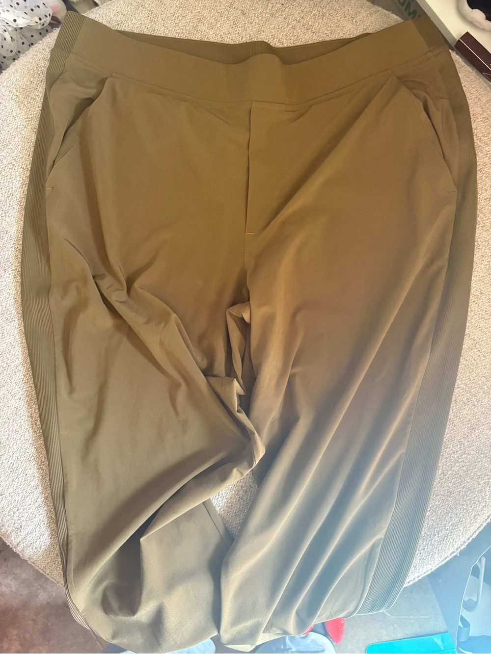 High waisted stretch Jogger with Rib Side Panels
